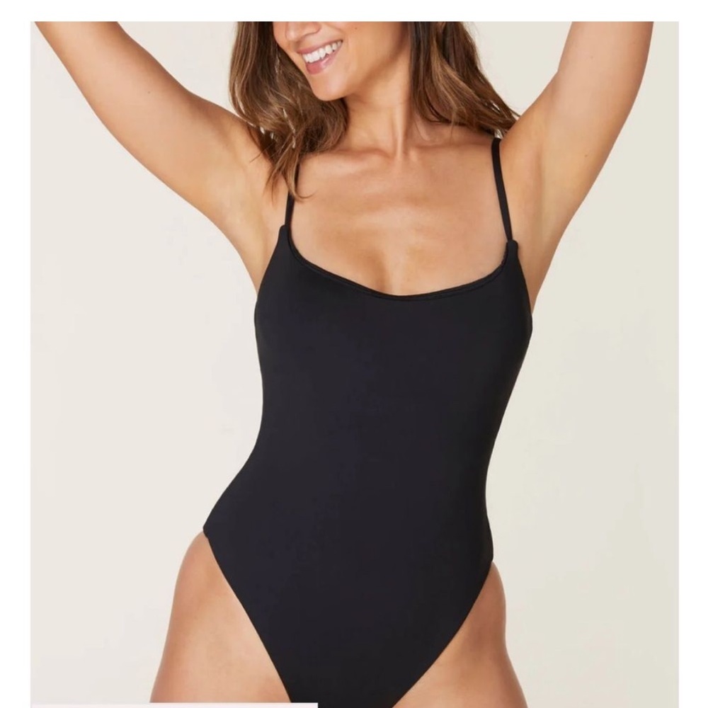 Andie Swim The Fiji One Piece LT Swimsuit Black size Large Tall long torso.
